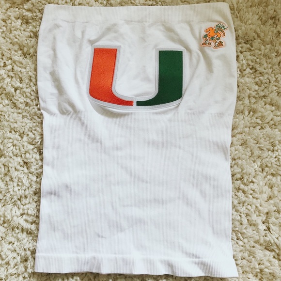 Tops - White Umiami tube top!